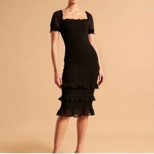 Abercrombie & Fitch Best Dressed Guest Collection
Smocked Midi Dress